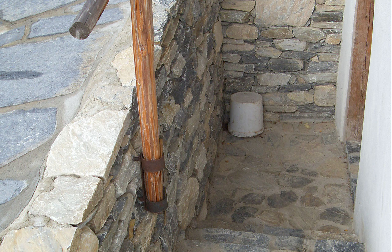 escaliers-3-crop-u258752_2x